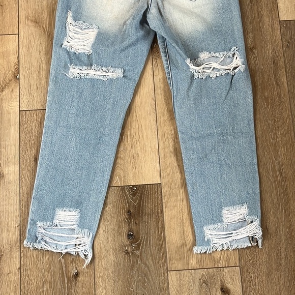 KanCan Boyfriend Relaxed Fit Distressed Ankle Jeans Light Wash - Picture 11 of 13